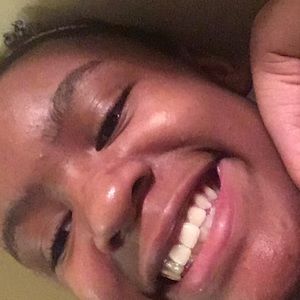 Meet your Posher, Gabrielle